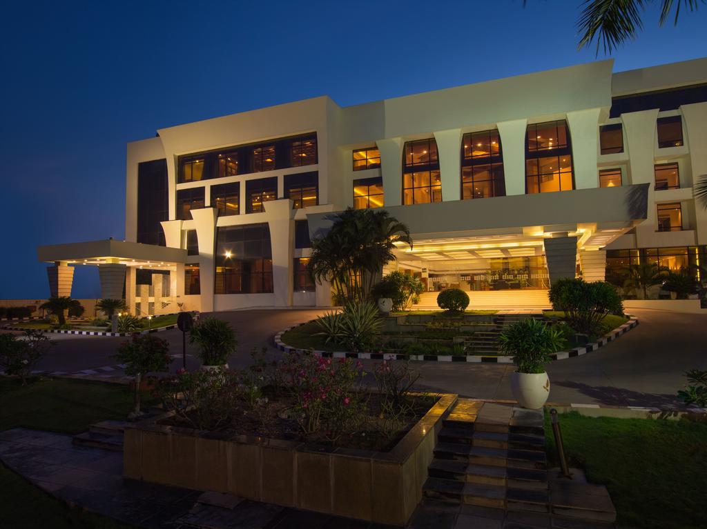 The Sunway Manor Hotell Pondicherry Eksteriør bilde