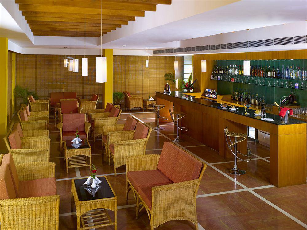 The Sunway Manor Hotell Pondicherry Eksteriør bilde